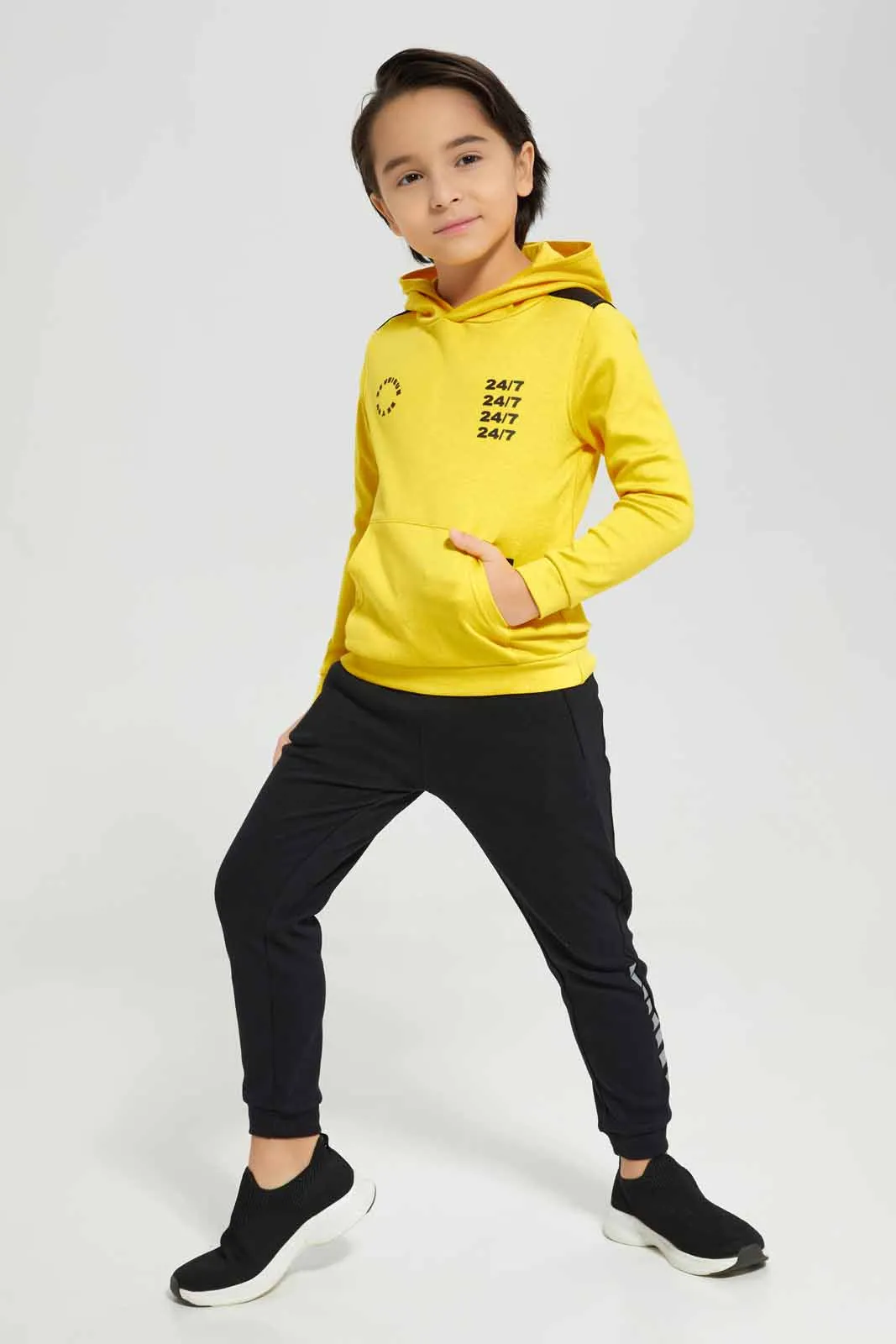 Boys Yellow And Black Jogger Set (2 Piece)